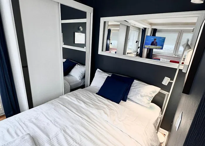 Apartment Sawa 6 Metro Fast Wifi 70'tv Panorama Hbo, Netflix, Dsiney+ Warschau