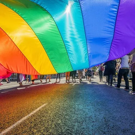 Sawa 6 Metro Fast Wifi 70'tv Panorama Hbo, Netflix, Dsiney+ Apartment *